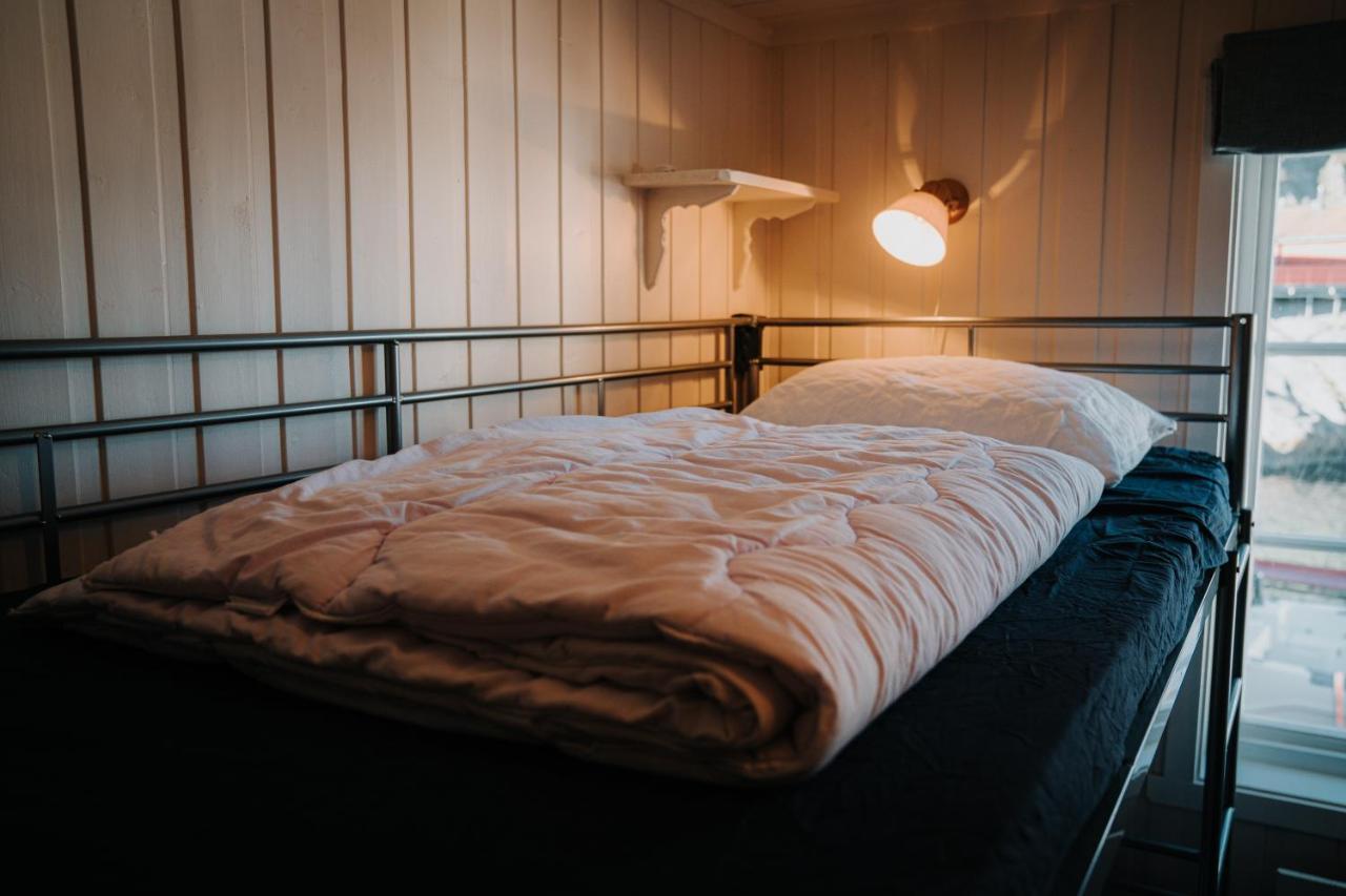 A-hamna Rorbuer Holiday home A